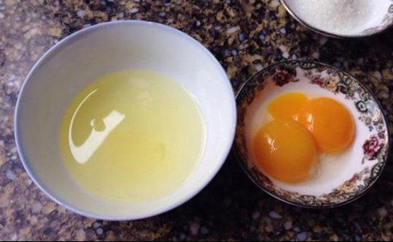 鸡蛋清敷脸的护肤作用