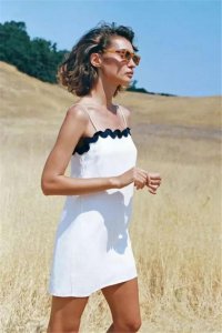 精美连衣裙图片 高级连衣裙图片大全