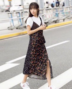 秋天流行什么连衣裙款式 今年夏季流行什么款式连衣裙