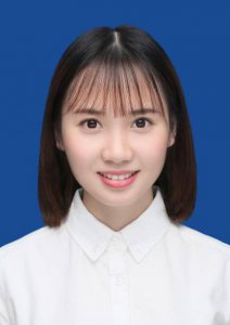 蓝色背景照穿什么显白 蓝色背景穿什么衣服照相好看