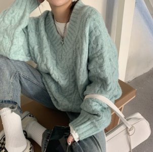 里面穿针织衫外面穿什么外套 针织衫小外套 里面穿什么打底衣