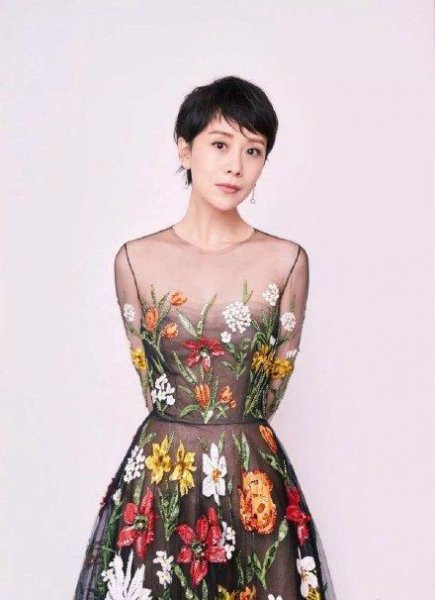 什么样的发型显老？