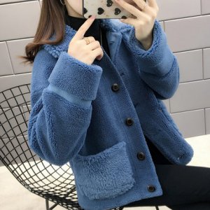 羊剪绒大衣的优缺点 羊剪绒和羊羔毛大衣哪个好