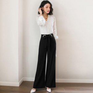 精致女人的穿衣搭配图片 气质女人的穿衣搭配图片