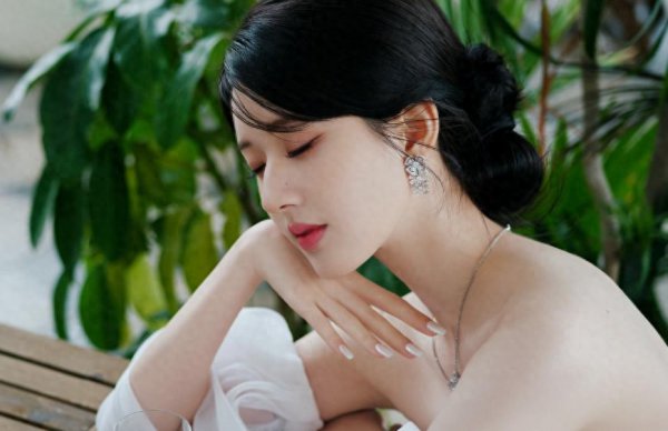 女生说哈哈哈怎么回复高情商