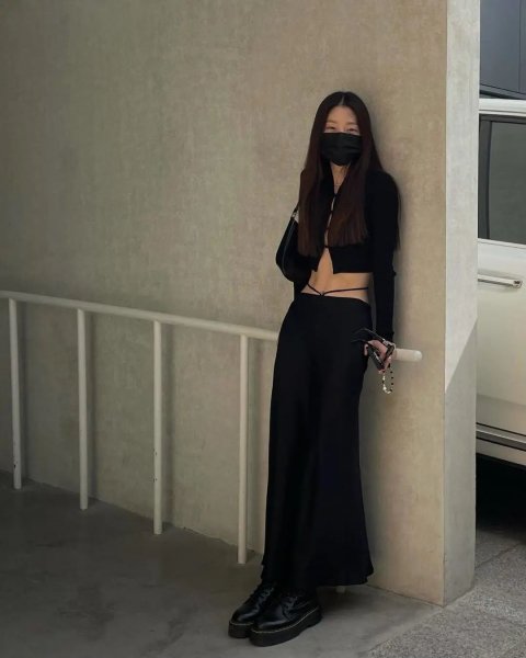 开衩裙怎么穿