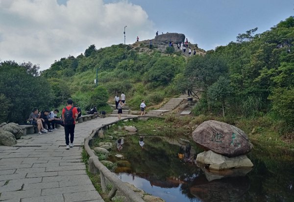 梧桐山在深圳哪个位置