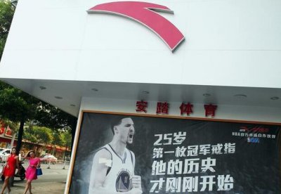 大学生一般穿什么品牌的鞋 大学生穿的鞋子品牌有哪些？