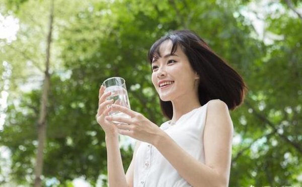 夏天如何保持皮肤清爽