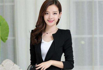 短款小西装怎么搭配图片女 达人分享搭配心得get起来