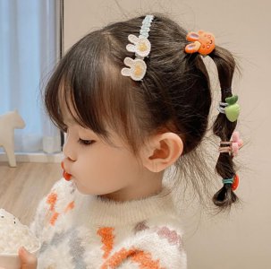 3～4岁女宝超短发发型 女童怎样搭配好看