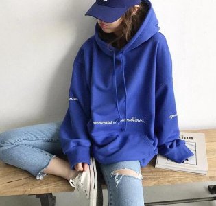 女生运动风搭配技巧 女生运动风穿搭冬季图