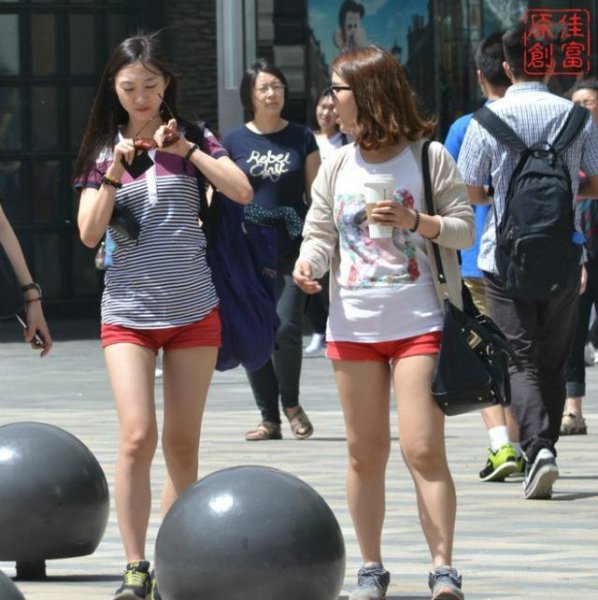 腿粗女生怎么搭配衣服？
