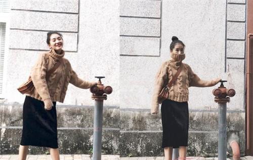 黑色高领子毛衣怎么穿好看