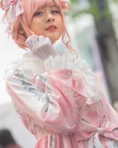 穿lolita上街 穿lolita出街注意事项