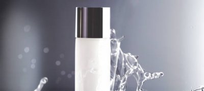 柔肤水的正确用法 爽肤水和柔肤水哪个补水效果好