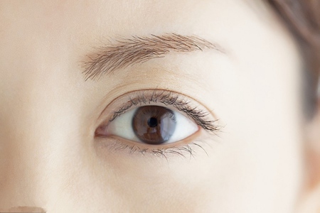 经常贴双眼皮贴能变成双眼皮吗？