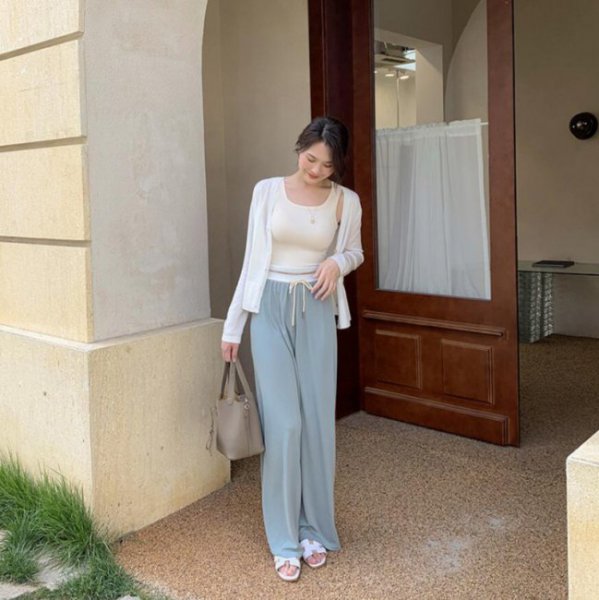 铜氨丝面料夏天穿热吗