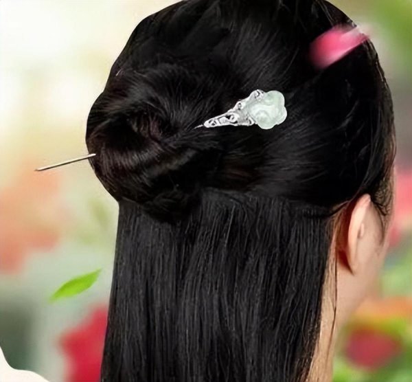 发簪怎么盘发