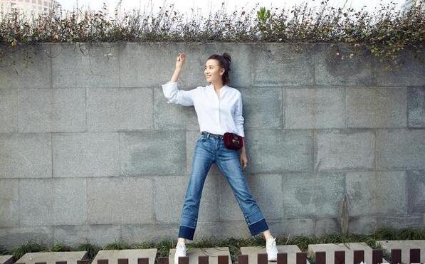 怎么正确塞衣角技巧