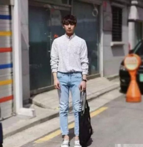 男生穿什么衣服阳光帅气图片