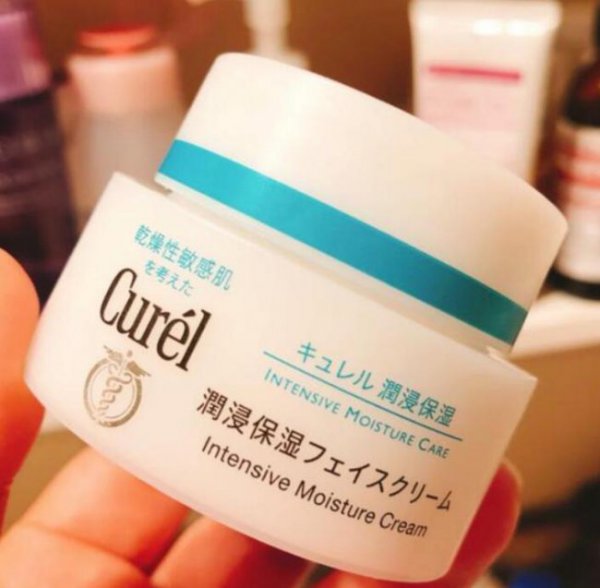 最适合大学生用的护肤品有哪些牌子？