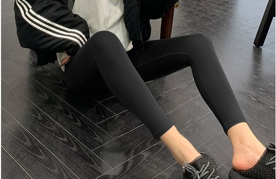 芭比裤怎么搭配衣服