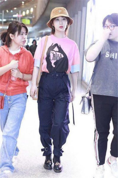 2023女装流行什么裤子？