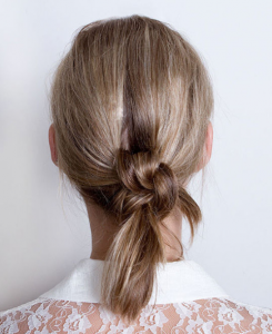 头发好看的扎法 头发的扎法简单又好看