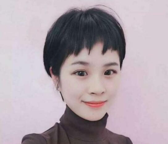 女生留什么短发好看