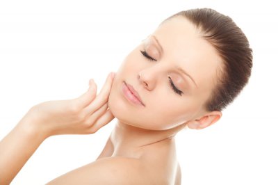 灌肤的流程是什么 怎样用乳液给面部灌肤