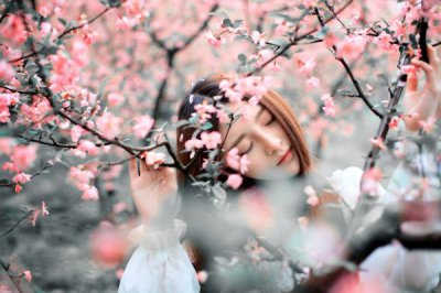 母胎单身的女生难追吗？有哪些特征？