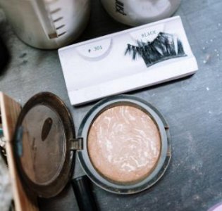 高光粉怎么用 高光粉产品推荐