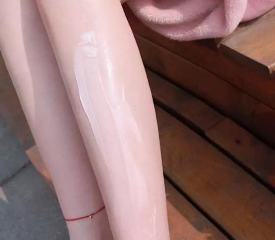 洗完澡可以立马涂身体乳吗？