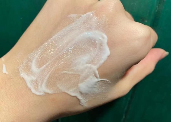 妆前乳怎么选