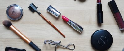 学化妆需要买什么 新手化妆需要注意什么