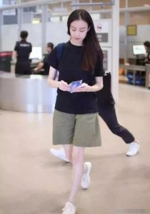 老爹裤配什么上衣 什么叫爸爸裤 爸爸裤怎么搭配