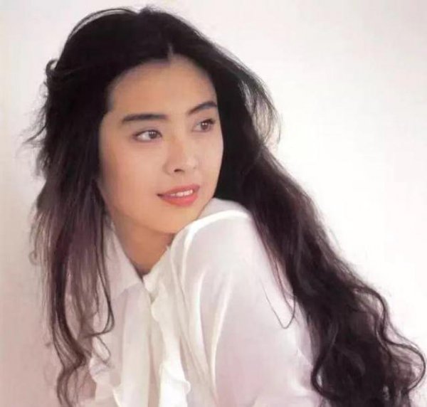 不挑人不挑脸女生发型图片