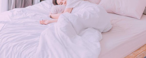 女人梦见捡到黄金首饰是什么意思？