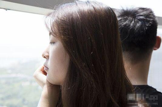 男生怎么拒绝有好感的女生？