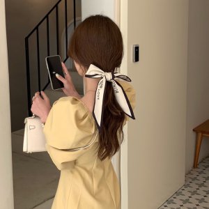 丝巾怎么系好看 丝巾搭配什么服饰好看?