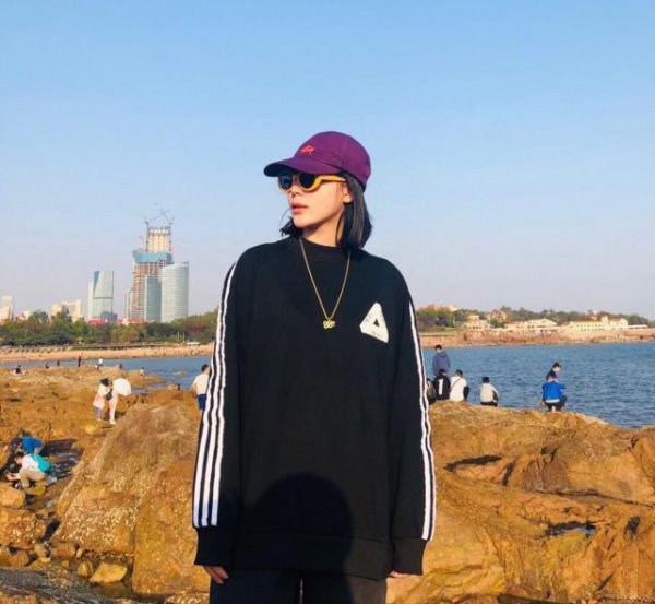 好看的女生卫衣图片推荐