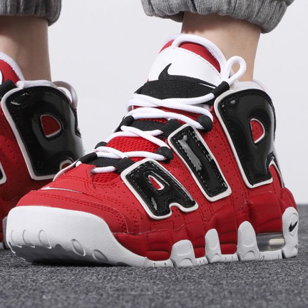 nike鞋子气垫咯吱咯吱响