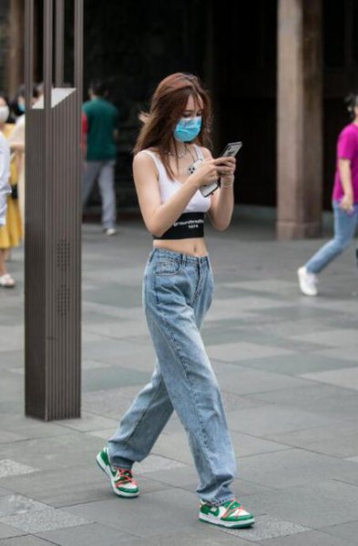 今年流行什么样的裤子女裤