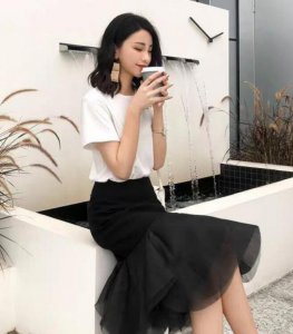 体重轻的人不适合穿什么裙子？ 胖的人适合穿连衣裙还是半身裙