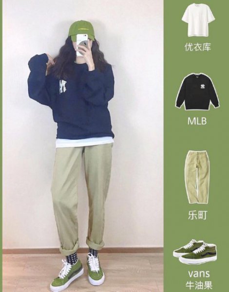 绿色帽子搭配什么颜色衣服？