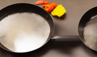 怎样清理炒菜铁锅炖